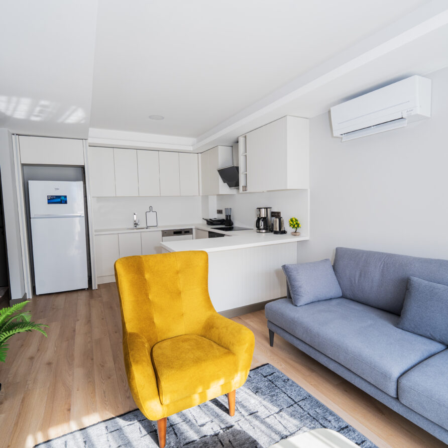 Spacious living room of Deluxe Garden View Suite in Antalya Kundu